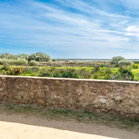 Apartamento Antigo Golden 1bdr W Beach & Pool Access Included *